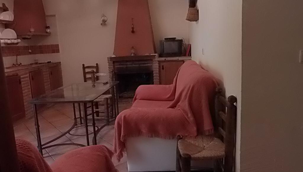 Casas La Piedra De Tiscar Villa ภายนอก รูปภาพ