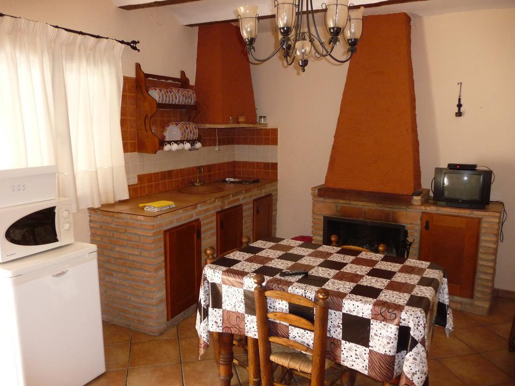 Casas La Piedra De Tiscar Villa ภายนอก รูปภาพ